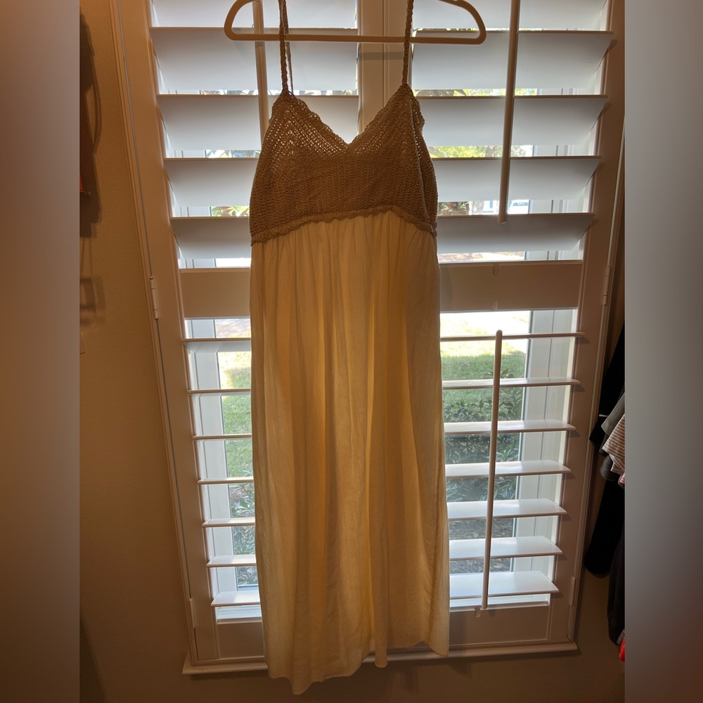 Zara crochet flowy midi dress size M medium cream tan neutral